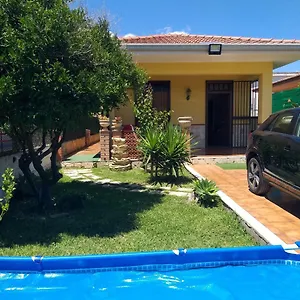 https://elvyhouse-beach.taorminaitalyhotels.com