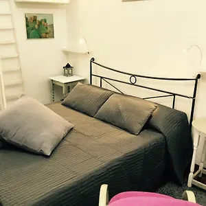 Your In Town Appartement